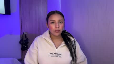 kimmi online show from 06-19-26, 03:27