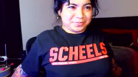 Kimmi online show from 11-25-25, 12:54