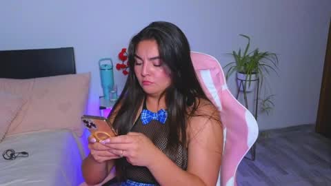 Snapshot of kimmie_dollxo chatting on 06-07-26, 12:04 kimmie_dollxo online show from 06-07-26, 12:04