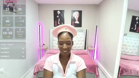 Snapshot of kimmturner chatting on 11-18-25, 12:53 Kim online show from 11-18-25, 12:53