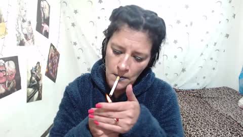 Snapshot of kimmy_sander1 chatting on 01-04-25, 07:44 Kimmy online show from 01-04-25, 07:44