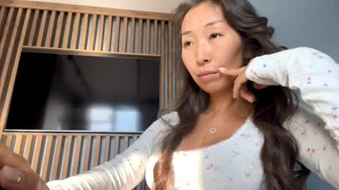 Kimmy online show from 09-29-25, 08:41