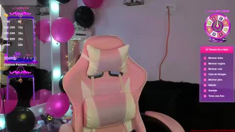 Snapshot of kimmy_vampire666 chatting on 12-26-24, 05:19 Kim online show from 12-26-24, 05:19