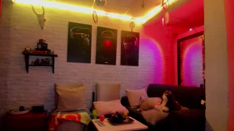 Melany online show from 12-18-24, 11:51