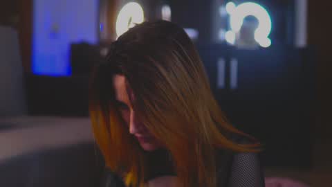 KimSkye online show from 01-16-25, 03:02