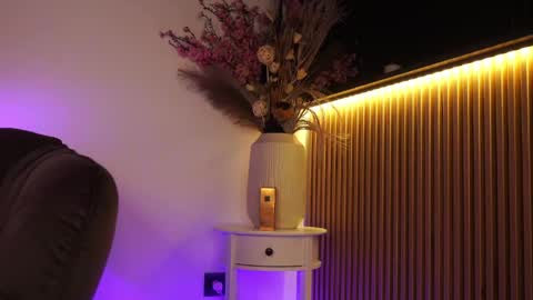 Andreea online show from 04-17-26, 08:56