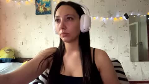 Jenny online show from 05-28-26, 01:36