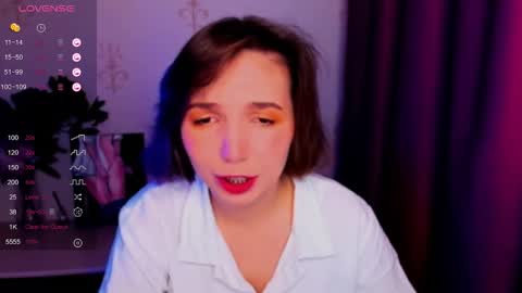 Snapshot of kindhazelhere_ chatting on 10-27-25, 08:18 Hazel online show from 10-27-25, 08:18