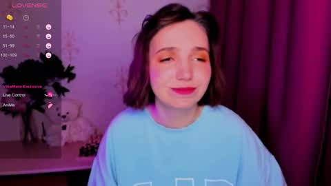 Snapshot of kindhazelhere_ chatting on 11-26-25, 12:22 Hazel online show from 11-26-25, 12:22