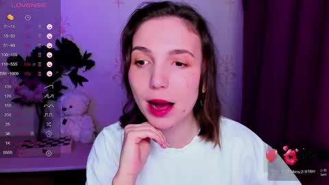 Hazel online show from 04-07-26, 12:33