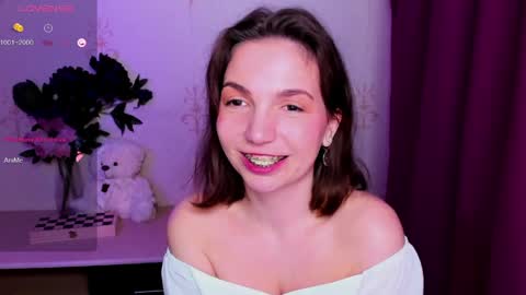 Hazel online show from 04-09-26, 06:41