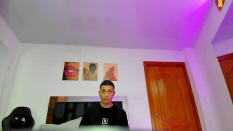 king_ares1 online show from 05-18-26, 04:02