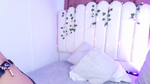 king  help me reach 100 likes online show from 12-27-24, 04:58