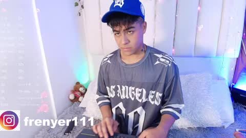 king  help me reach 100 likes online show from 01-31-25, 03:20