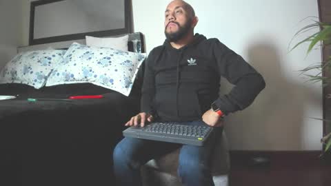 king_bear_25 online show from 02-27-26, 03:06