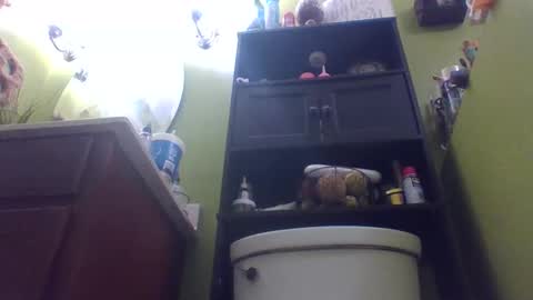 Snapshot of king_cum1st chatting on 11-24-25, 04:56 Big Dipper online show from 11-24-25, 04:56