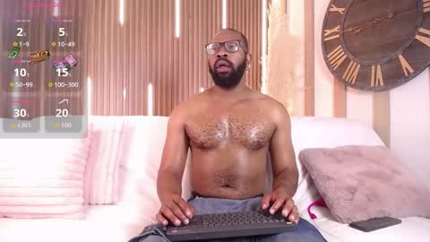 Snapshot of king_mallik chatting on 09-19-25, 01:45 Malik online show from 09-19-25, 01:45