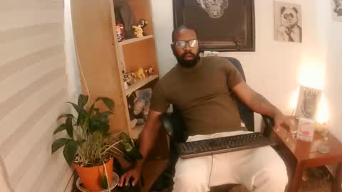 Snapshot of king_mallik chatting on 11-07-25, 10:48 Malik online show from 11-07-25, 10:48