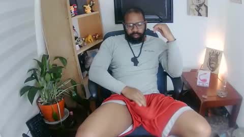 Snapshot of king_mallik chatting on 11-10-25, 10:36 Malik online show from 11-10-25, 10:36