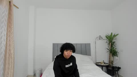 Snapshot of king_master77 chatting on 03-11-25, 11:33 king_master77 online show from 03-11-25, 11:33