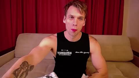 Snapshot of king_pong chatting on 10-15-25, 09:37 king_pong online show from 10-15-25, 09:37