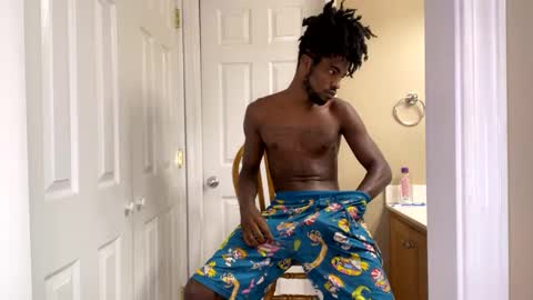 Snapshot of kingalmighty01 chatting on 09-15-25, 02:50 King Almighty01 online show from 09-15-25, 02:50