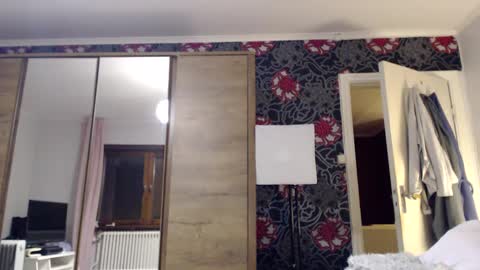 sexysexyhotwetpinkredpussy online show from 02-16-25, 05:26