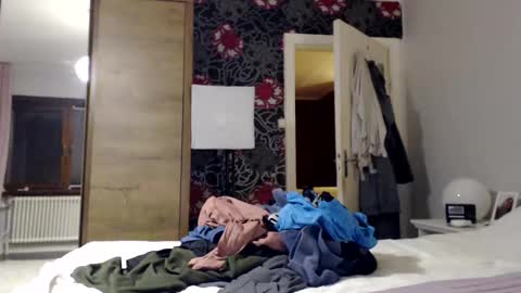 sexysexyhotwetpinkredpussy online show from 12-04-25, 06:38