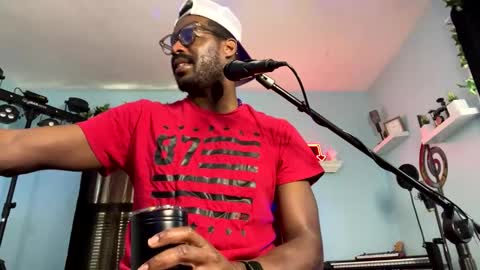 Snapshot of kingcorbra chatting on 02-09-25, 05:01 KC online show from 02-09-25, 05:01