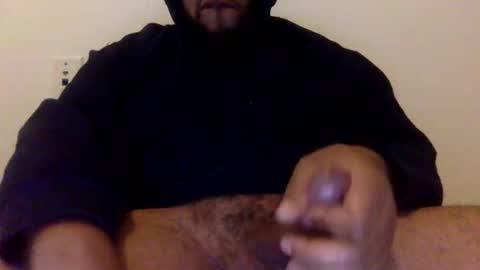 Snapshot of kingkumz1 chatting on 11-15-25, 11:10 king online show from 11-15-25, 11:10