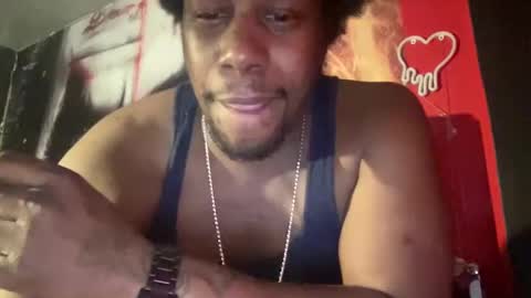 Snapshot of kinglibra420 chatting on 11-16-25, 11:27 loyal fuck online show from 11-16-25, 11:27