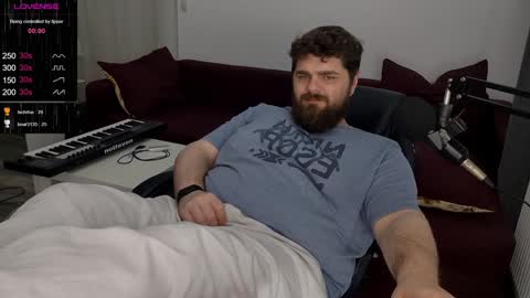 Marti online show from 02-02-25, 09:23