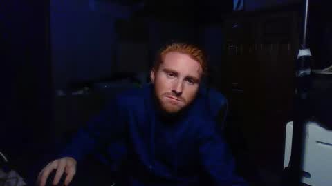 Snapshot of kingoffootfetish chatting on 11-05-25, 06:02 Master King Tommy online show from 11-05-25, 06:02