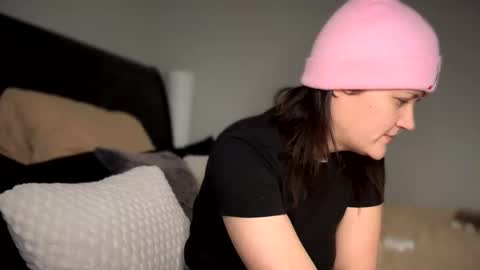 Kinkbitch online show from 01-21-25, 06:23