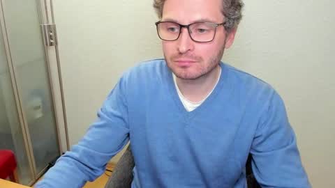 Snapshot of kinksubbydubby chatting on 11-05-25, 09:15 kinksubbydubby online show from 11-05-25, 09:15