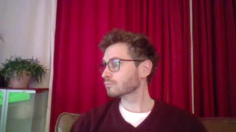 Snapshot of kinksubbydubby chatting on 11-29-25, 06:44 kinksubbydubby online show from 11-29-25, 06:44