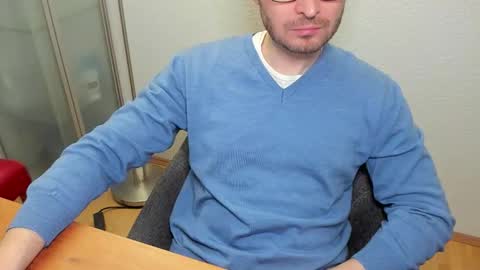 Snapshot of kinksubbydubby chatting on 12-03-25, 09:02 kinksubbydubby online show from 12-03-25, 09:02