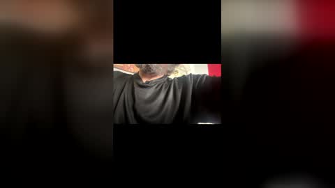 Snapshot of kinky__cream chatting on 04-26-26, 07:39 Kinky cream online show from 04-26-26, 07:39