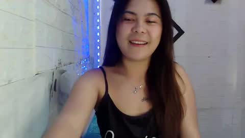 Snapshot of kinky_gurl69 chatting on 01-07-25, 12:24 mary online show from 01-07-25, 12:24