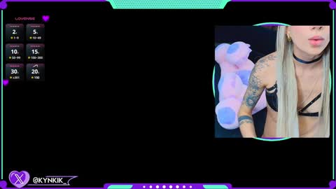 Snapshot of kinky_karo chatting on 02-02-25, 05:32 online show from 02-02-25, 05:32