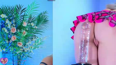 Snapshot of kinky_karo chatting on 09-10-25, 01:27 online show from 09-10-25, 01:27