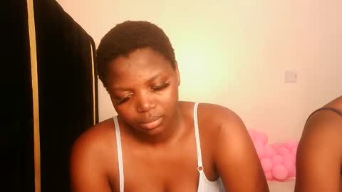 Lola online show from 09-24-25, 01:14