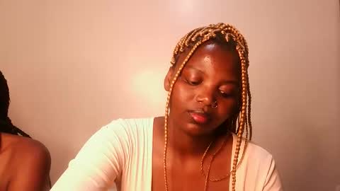 Lola online show from 10-14-25, 09:37