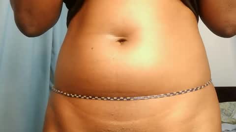 Lola online show from 10-26-25, 12:44