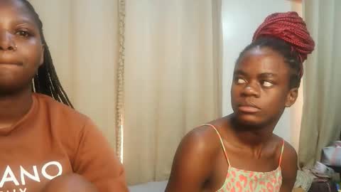 Lola online show from 04-03-26, 01:53