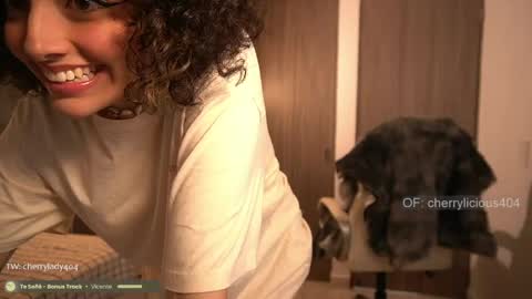 Mary your fav curly girl online show from 05-21-26, 05:20