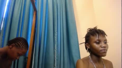 Pixie online show from 10-15-25, 08:25