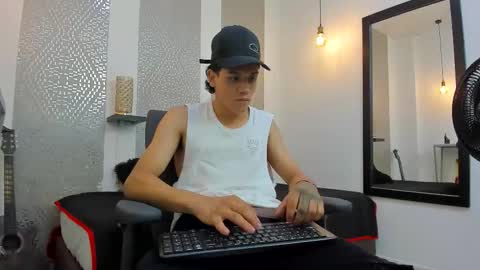   online show from 09-10-25, 07:25
