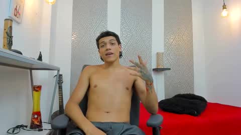   online show from 09-22-25, 06:54