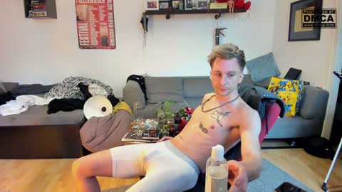 kinky_spidey online show from 12-23-24, 01:45